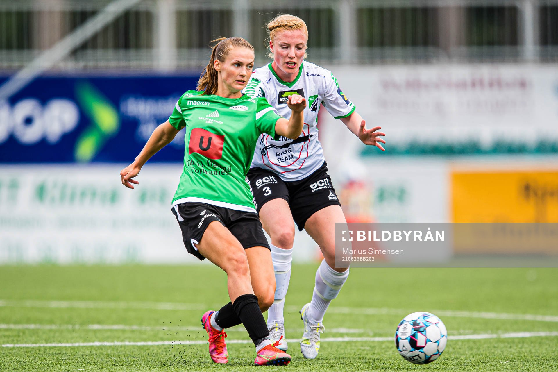 Marina Heggernes Jensen of Amazon Grimstad and Stina Næss