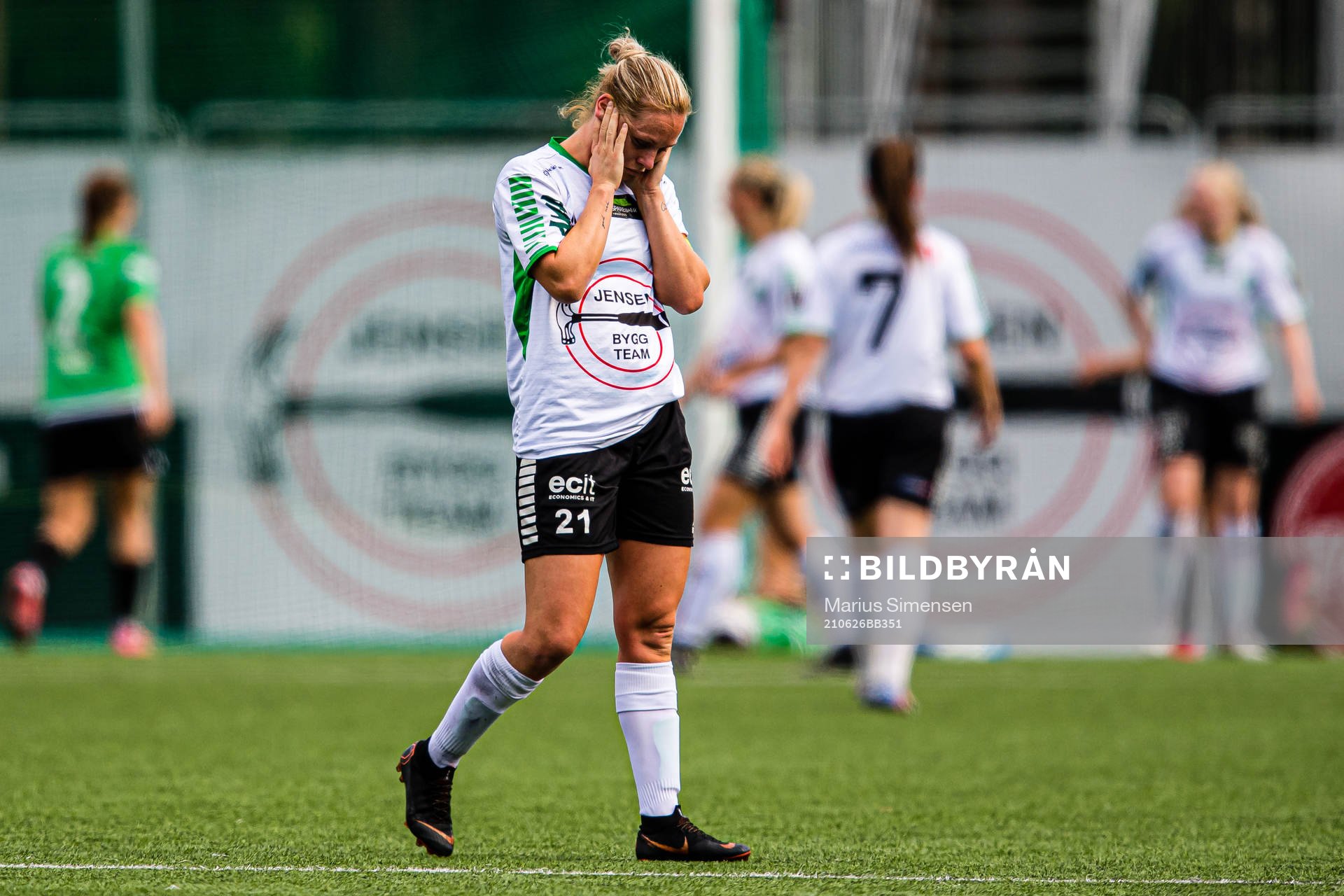 Silje Bekkåsen Nyhagen of Hønefoss looks dejected