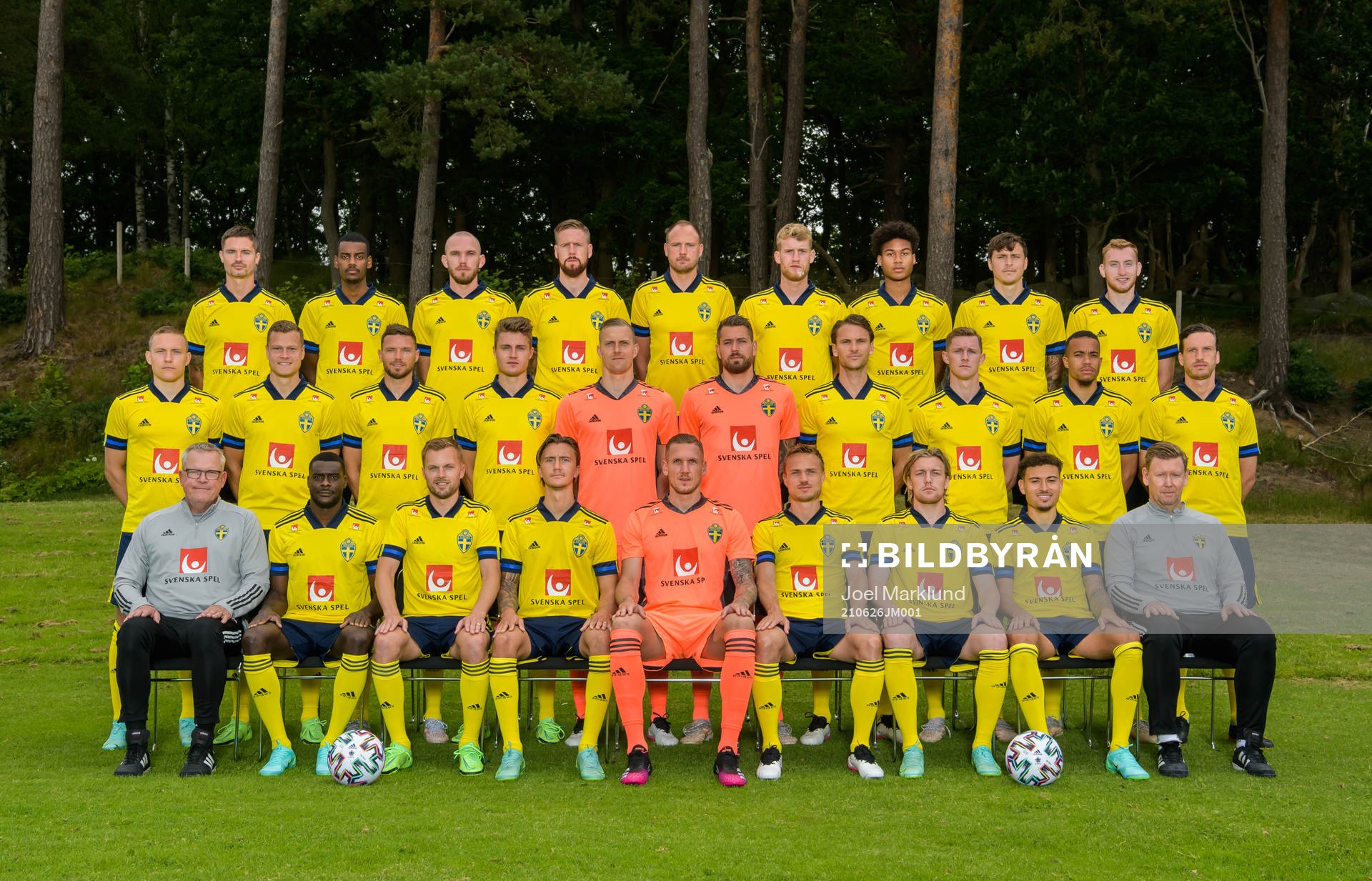 Players and coaches of the Swedish national football team
