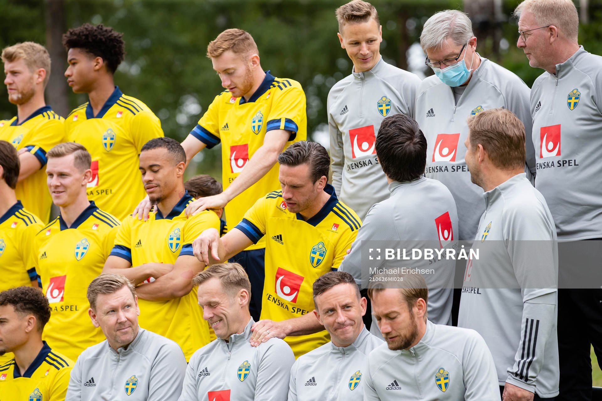Players and coaches of the Swedish national football team