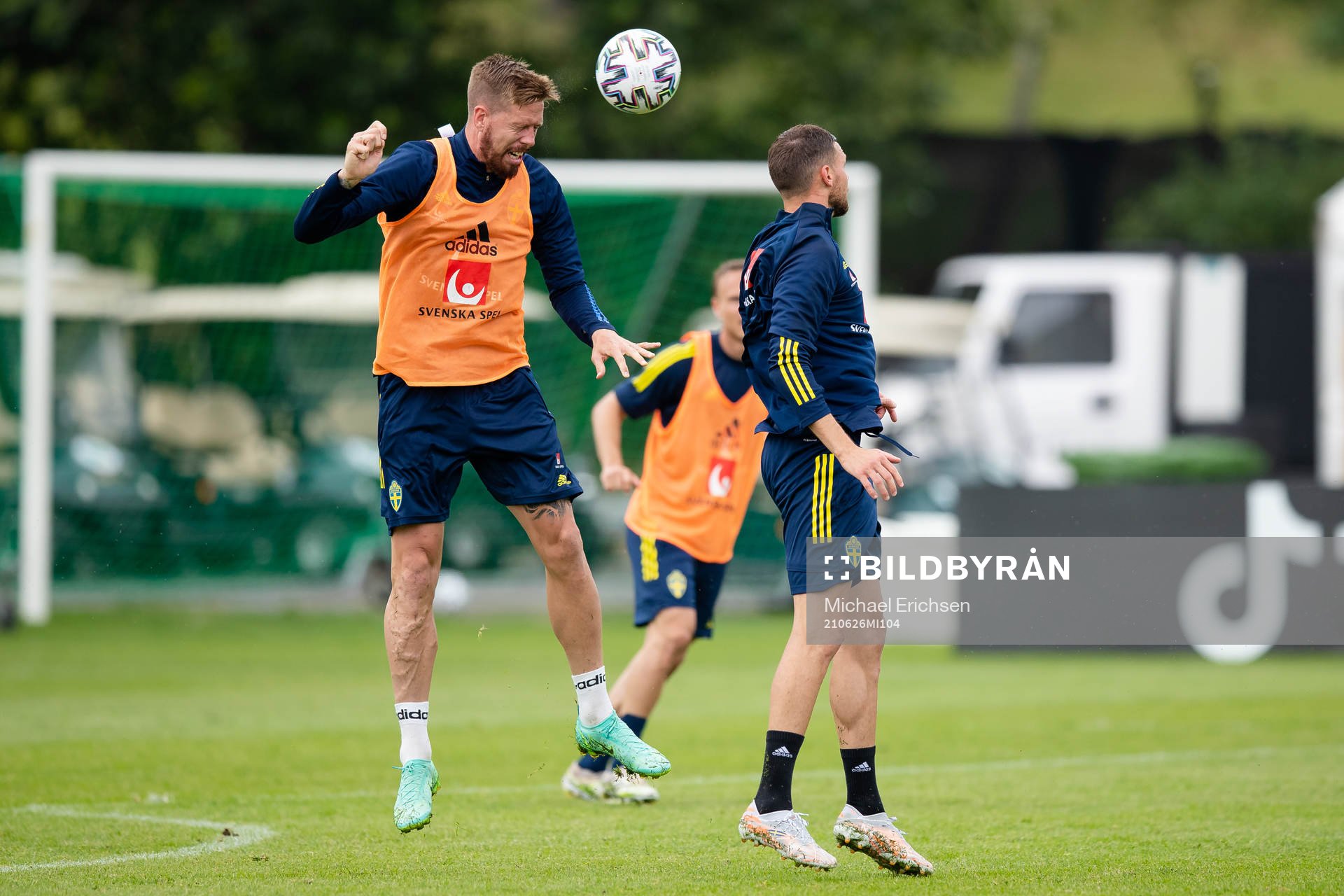 Pontus Jansson and Marcus Berg of the Swedish national football team at a training session during the UEFA Euro 2020 Football Championship on June 26, 2021 in Gothenburg.