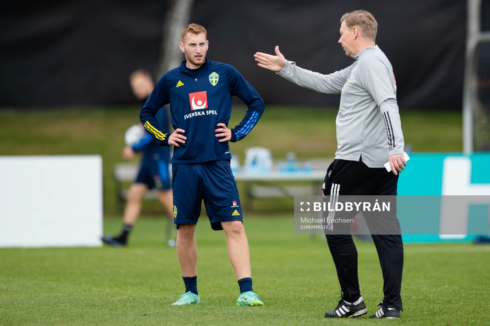Dejan Kulusevski and assistant coach Peter Wettergren of