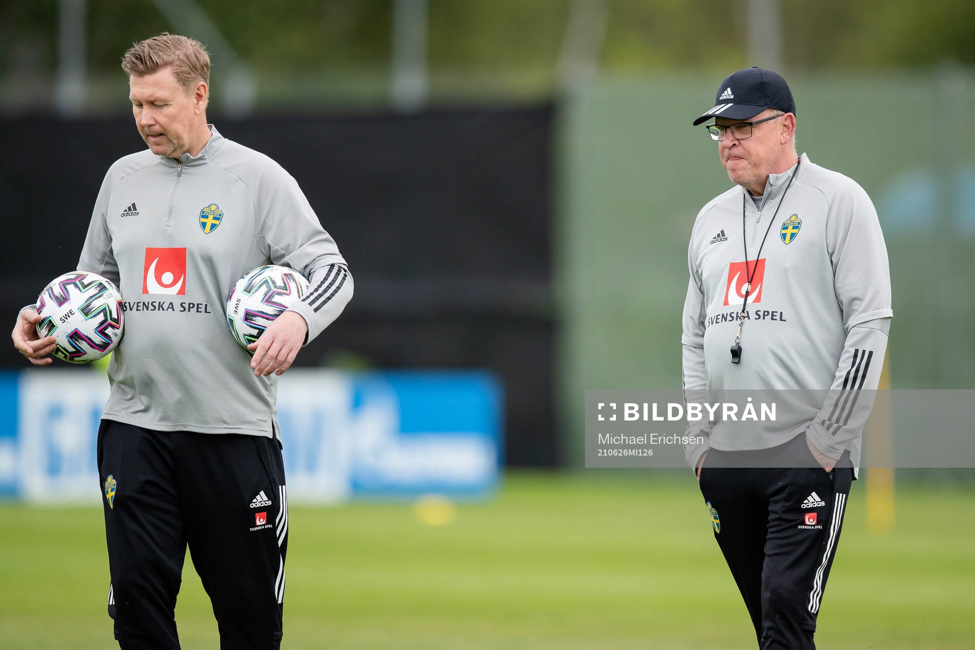 Assistant coach Peter Wettergren and head coach Janne Andersson of the Swedish national football team at a training session during the UEFA Euro 2020 Football Championship on June 26, 2021 in Gothenburg.