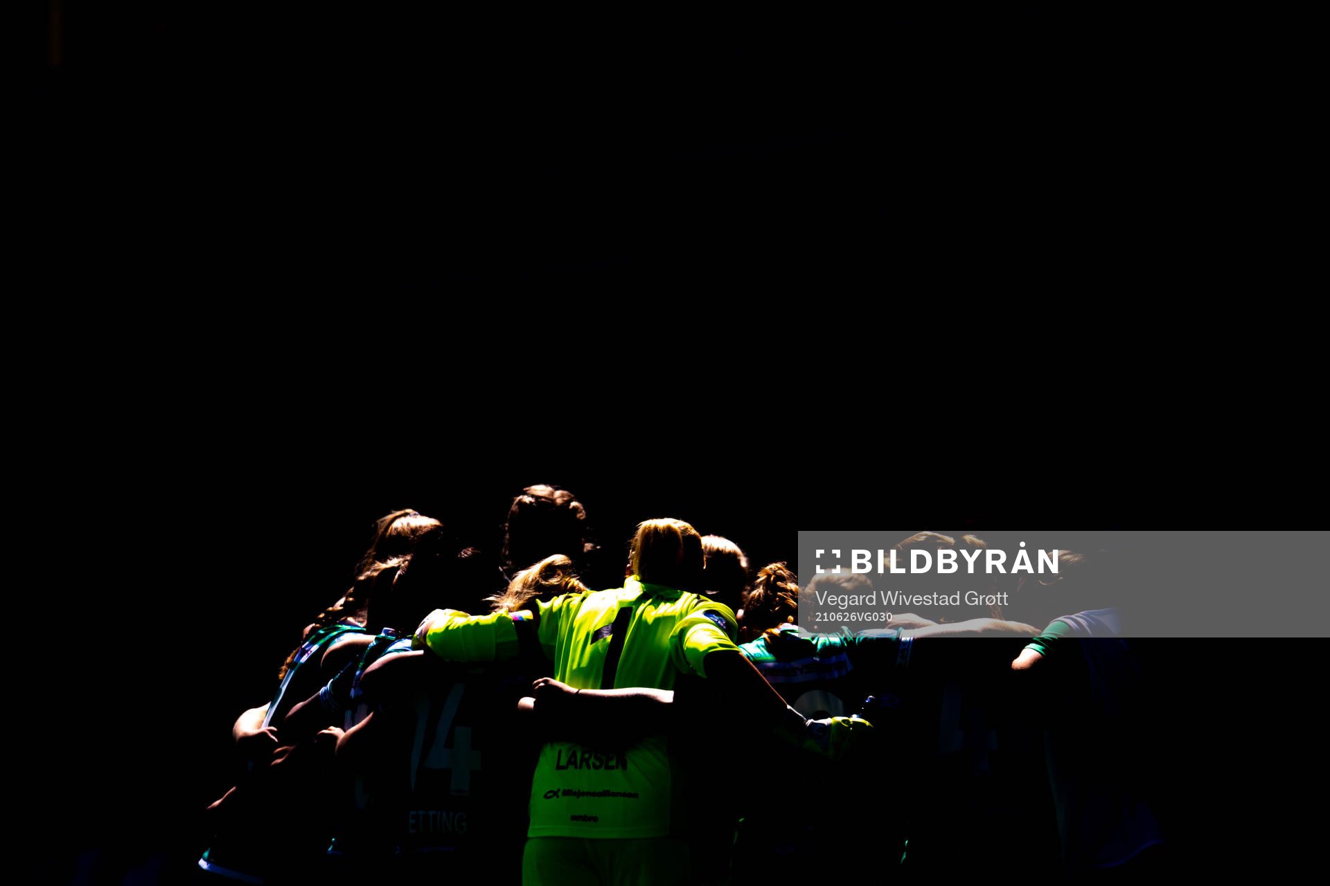Goalkeeper Kathrine Østergaard Larsen and the players of