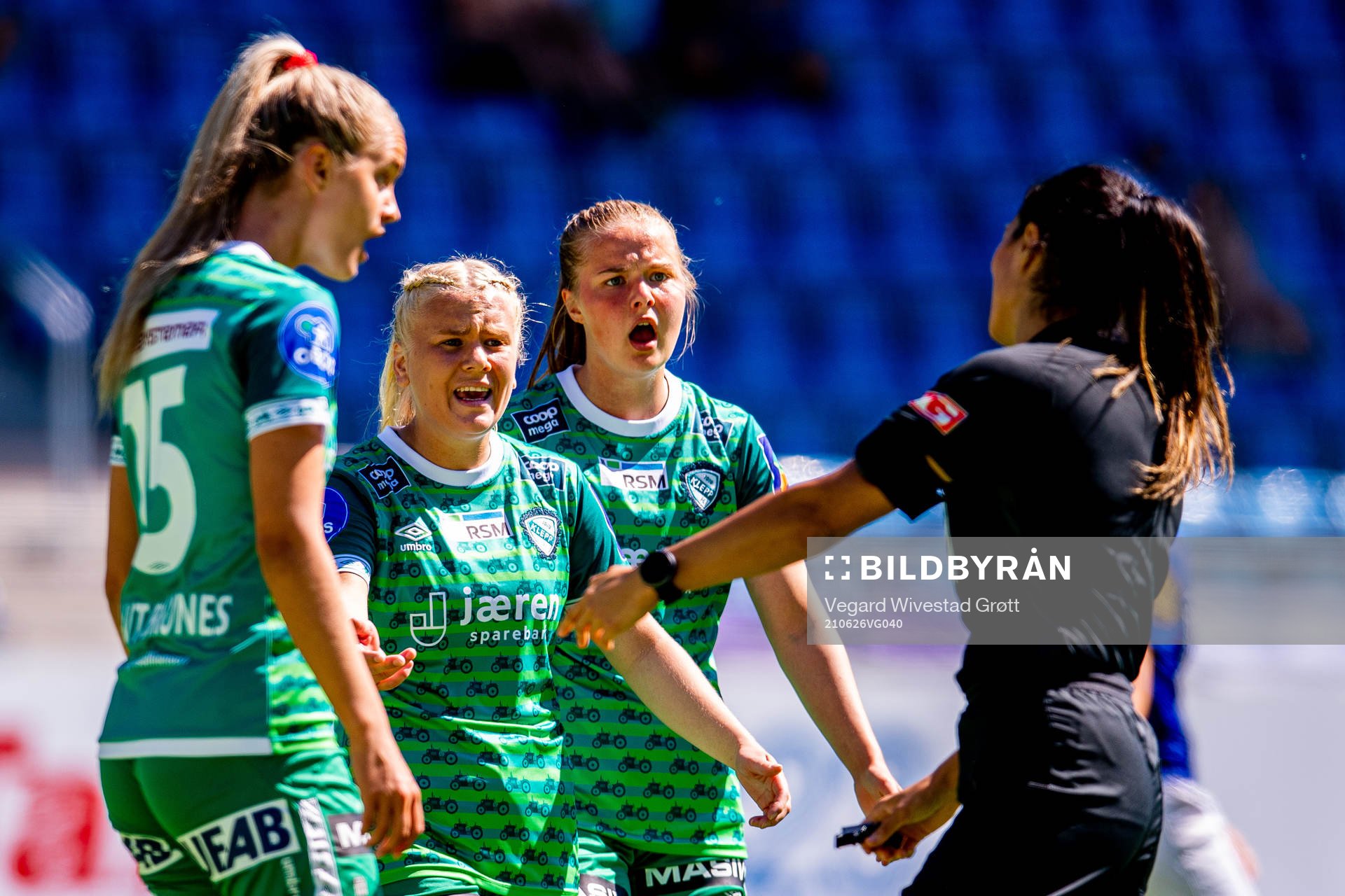 Julie Austdal and Helene Broch of Klepp react