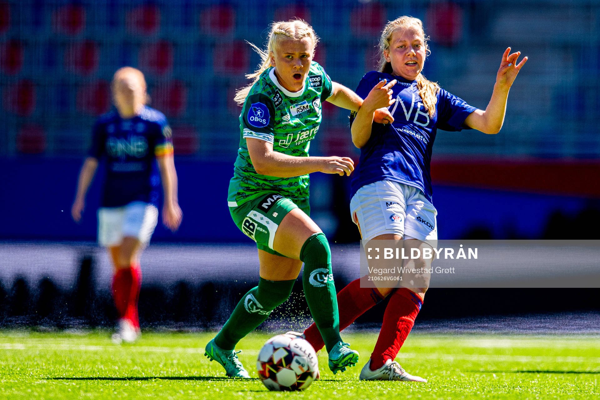 Julie Austdal of Klepp and Amanda Jacobsen Andradóttir of