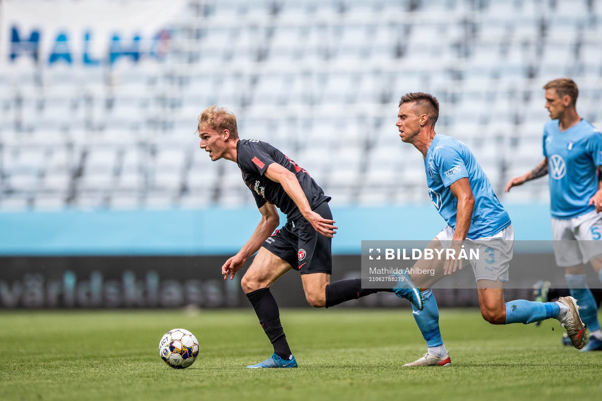 Midtjyllands Gustav Isaksen och Malmö FFs Jonas Knudsen