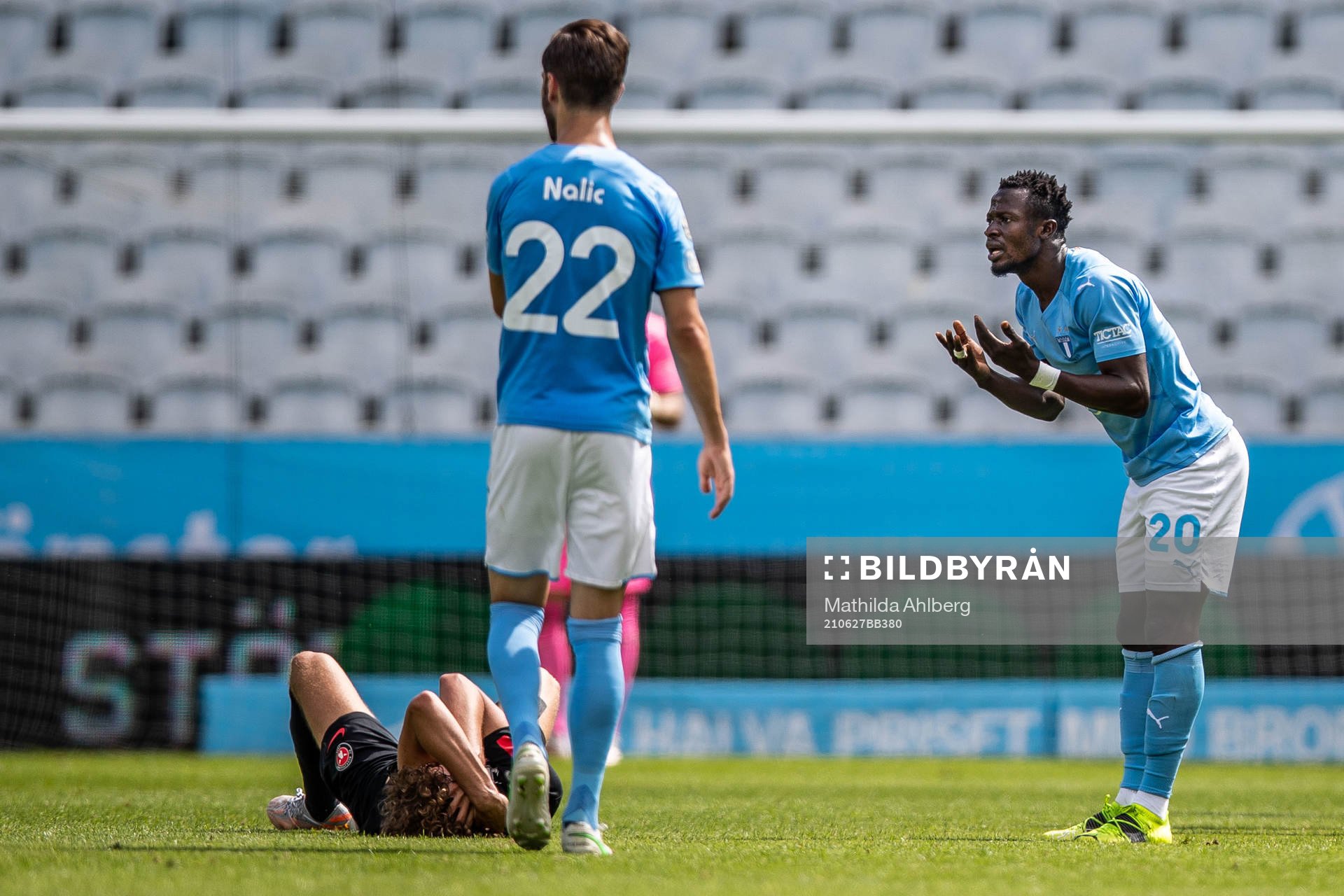 Malmö FFs Bonke Innocent reagerar mot domlsut