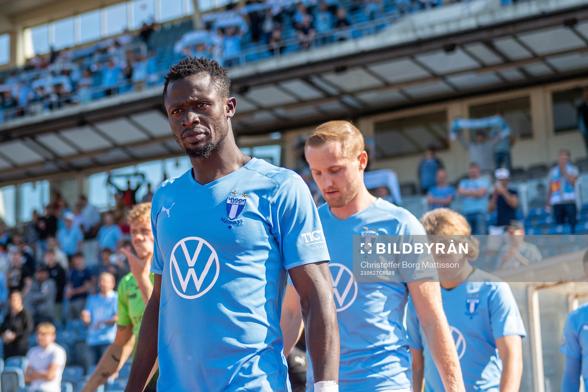 Malmö FFs Eric Larsson och Franz Brorsson gör entré