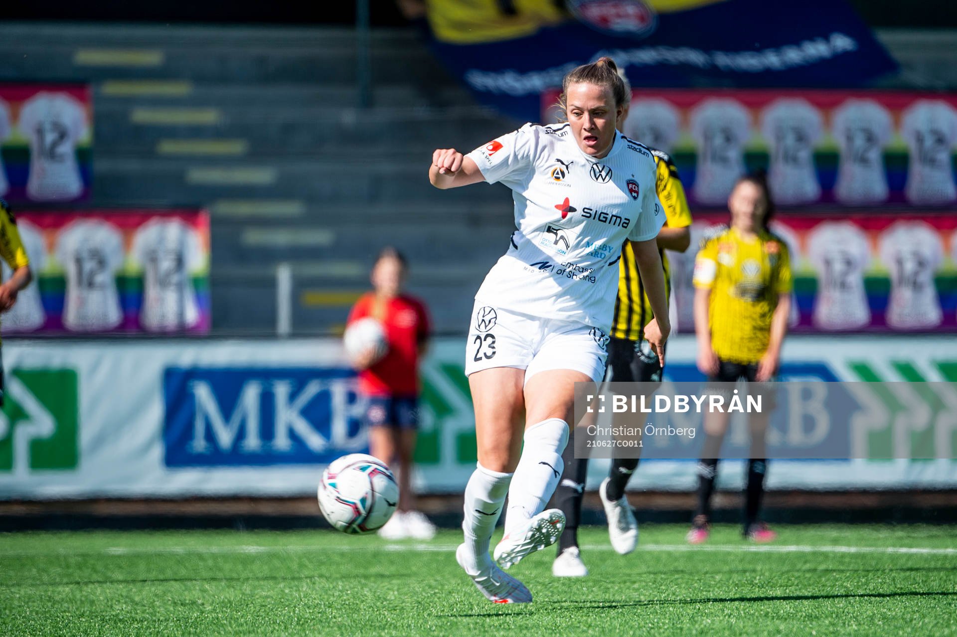 Rosengårds Stefanie Sanders sätter 2-0