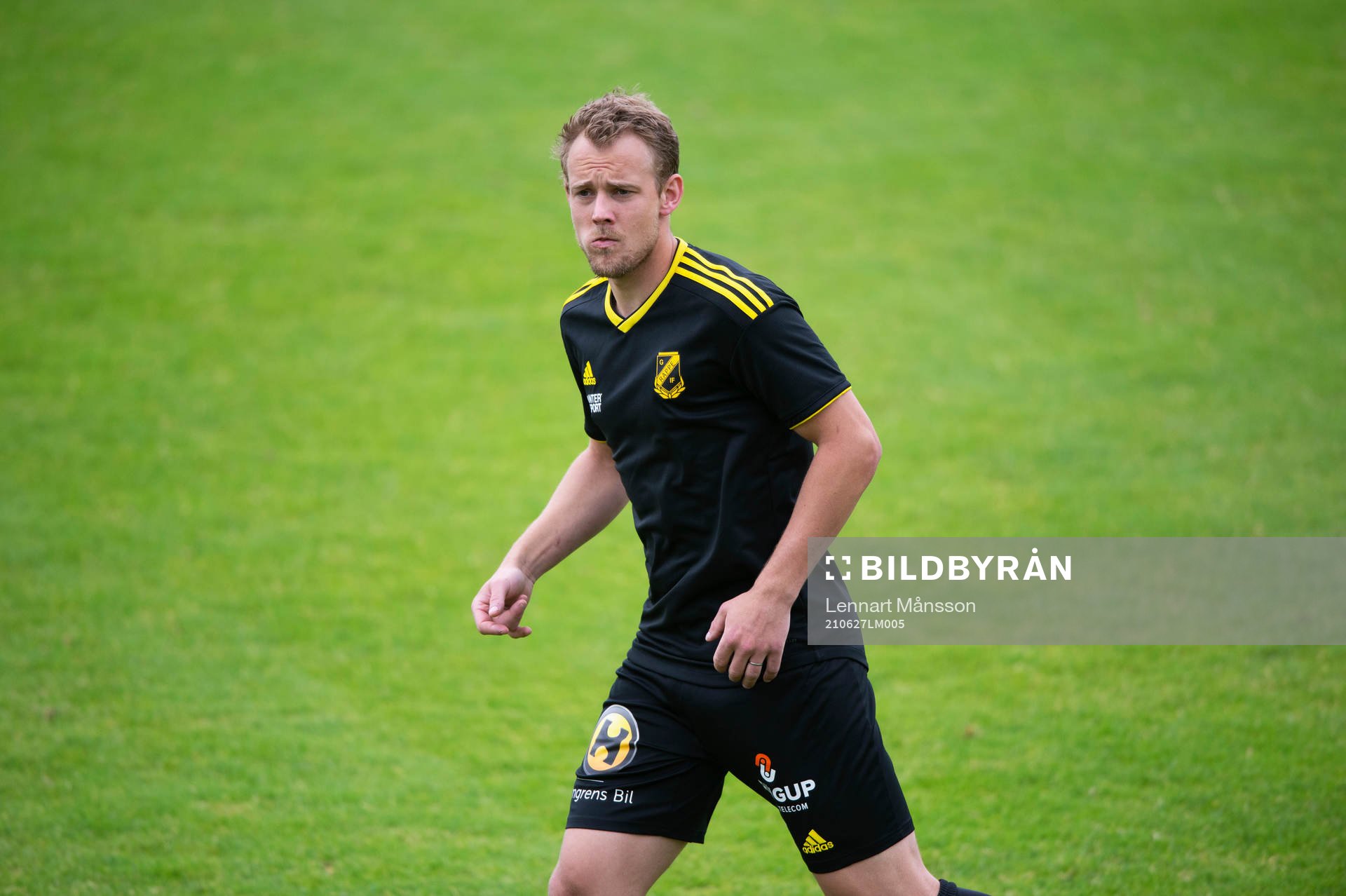 Räppes Andreas Birgersson  i matchen i division 2 mellan