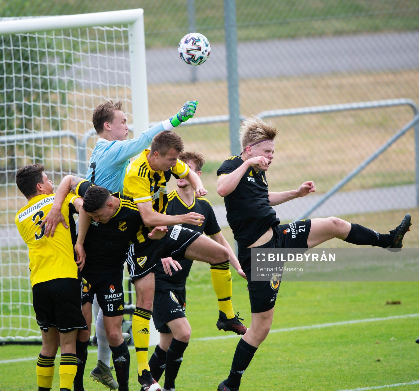 IFK Hässleholms mittbackar Isak Olsson och Isak Orajärvi