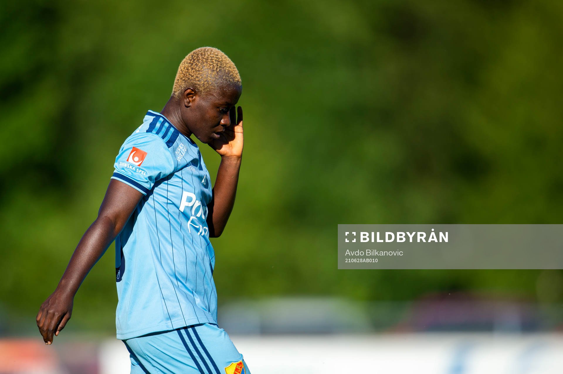 Djurgårdens Elizabeth Addo deppar