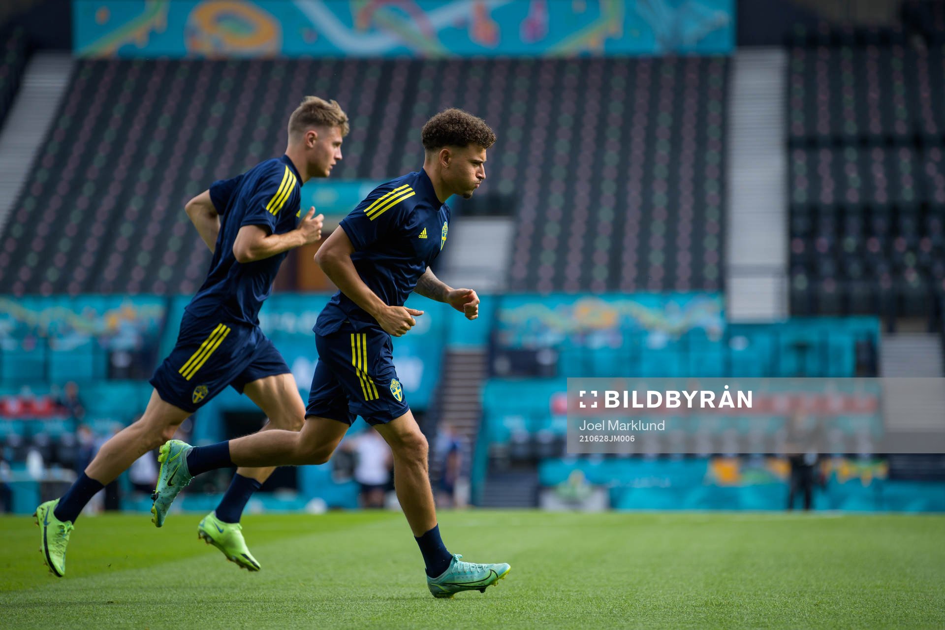 Mattias Svanberg and Jordan Larsson of the Swedish national football team at a training session during the UEFA Euro 2020 Football Championship on June 28, 2021 in Glasgow.