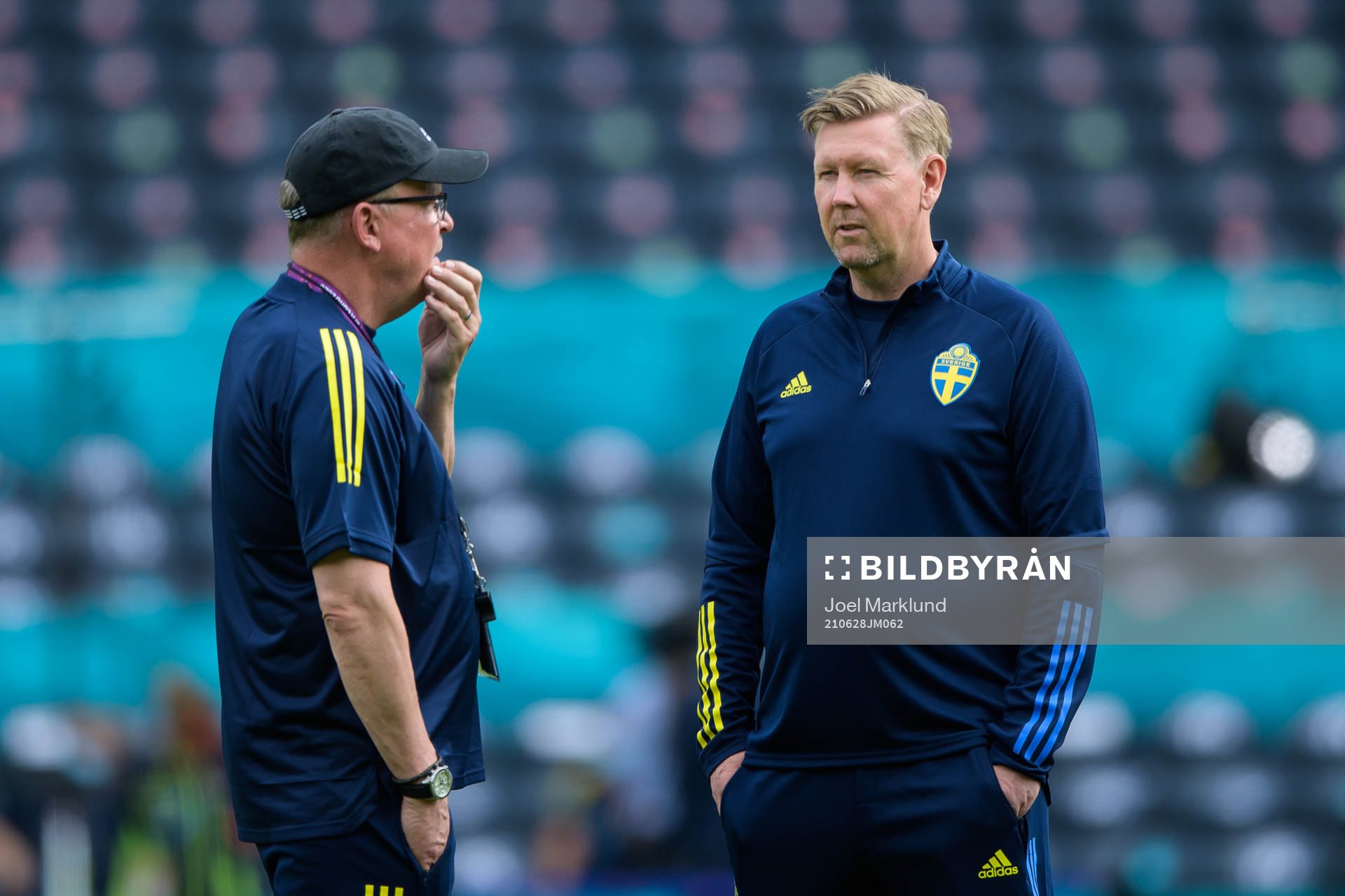 Head coach Janne Andersson and assistant coach Peter