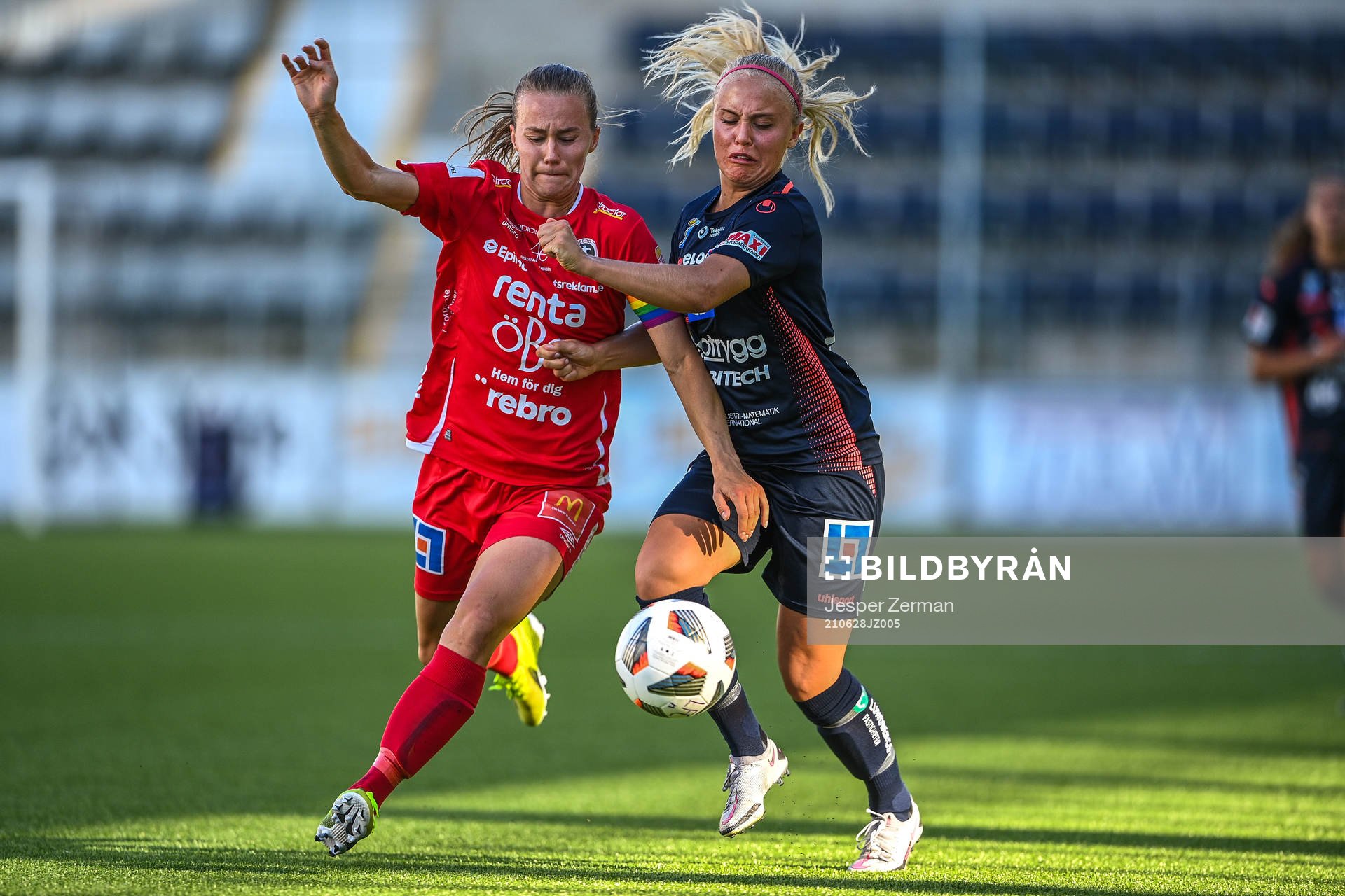 Örebros Frida Abrahamsson och Linköpings Alva Selerud