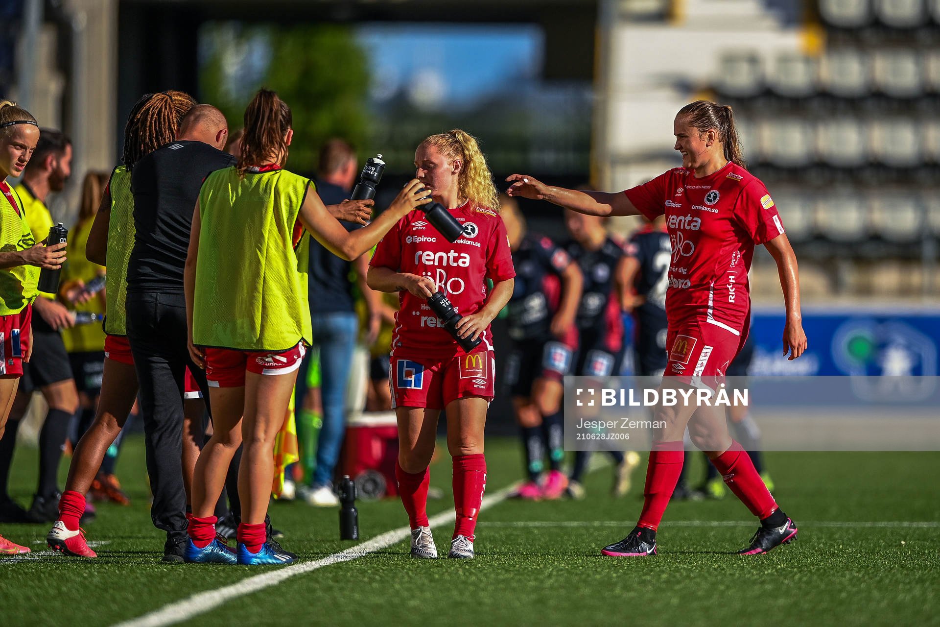Örebros Sophia Redenstrand och Sanna Kullberg