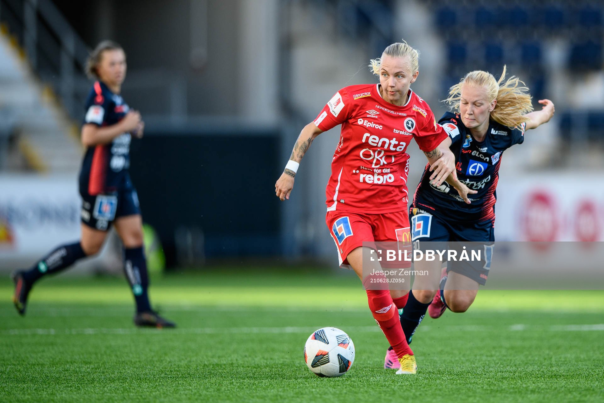 Örebros Nathalie Hoff Persson och Linköpings Sofie