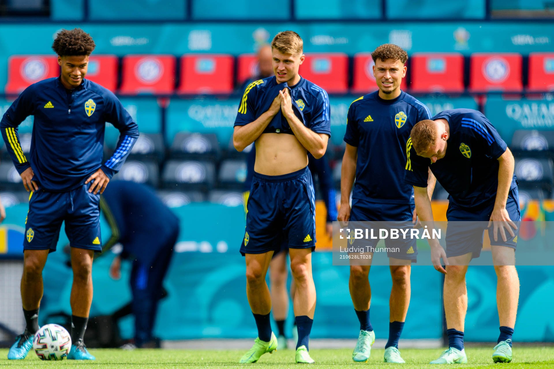 Jens Cajuste, Mattias Svanberg and Jordan Larsson of the Swedish national football team at a training session during the UEFA Euro 2020 Football Championship on June 28, 2021 in Glasgow.
