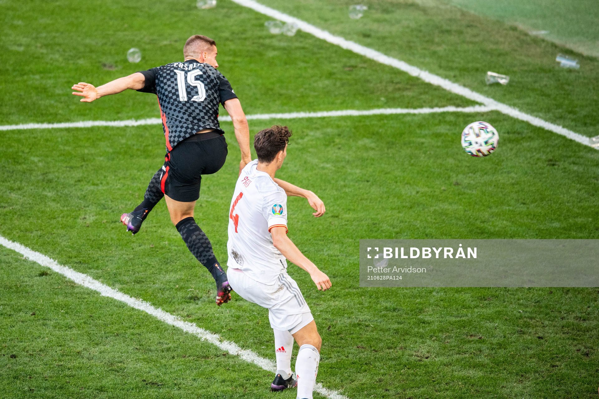 Mario Pasalic  of Croatia scores 3-3