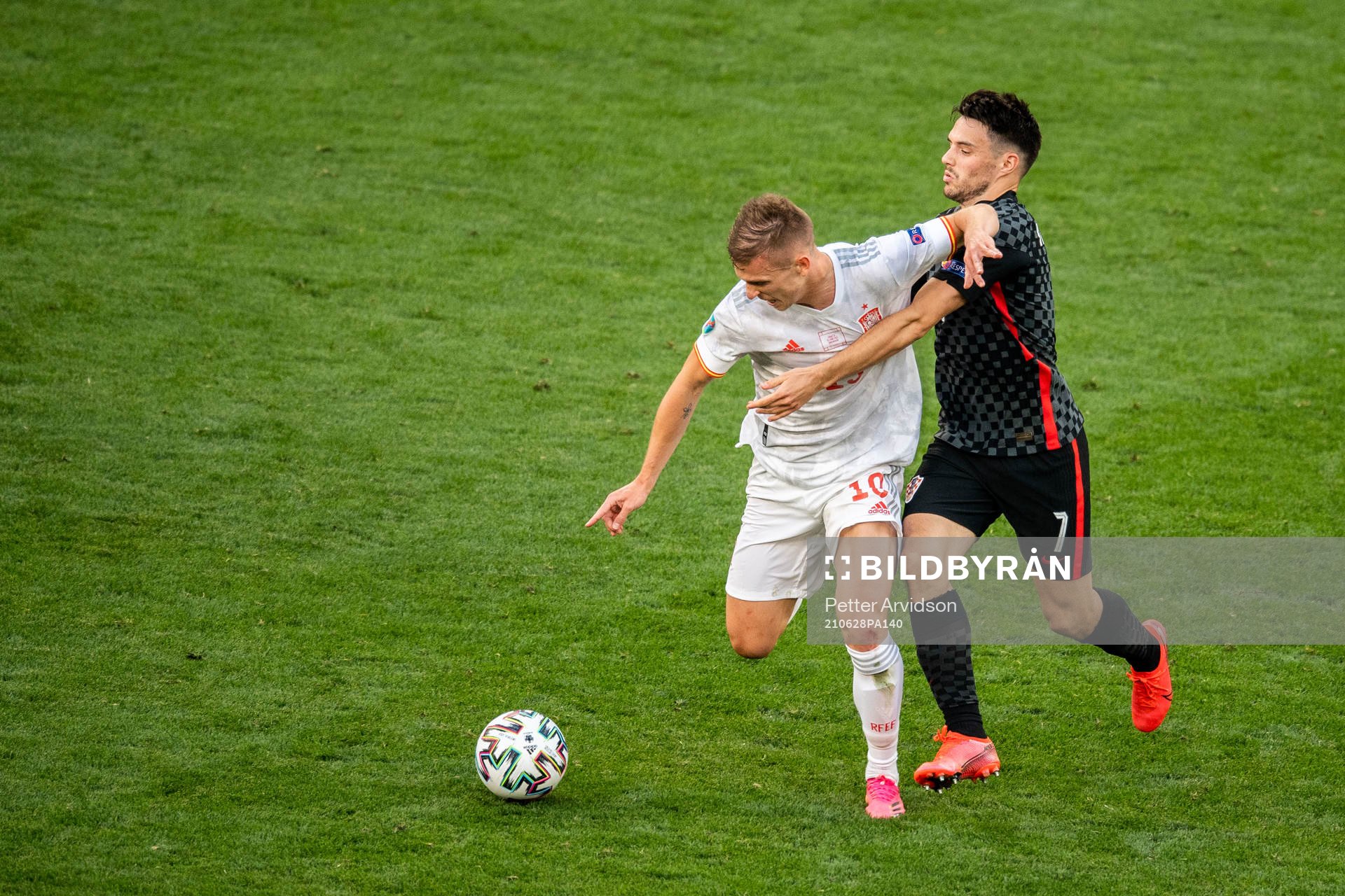 Thiago Alcantara of Spain and Josip Brekalo of Croatia
