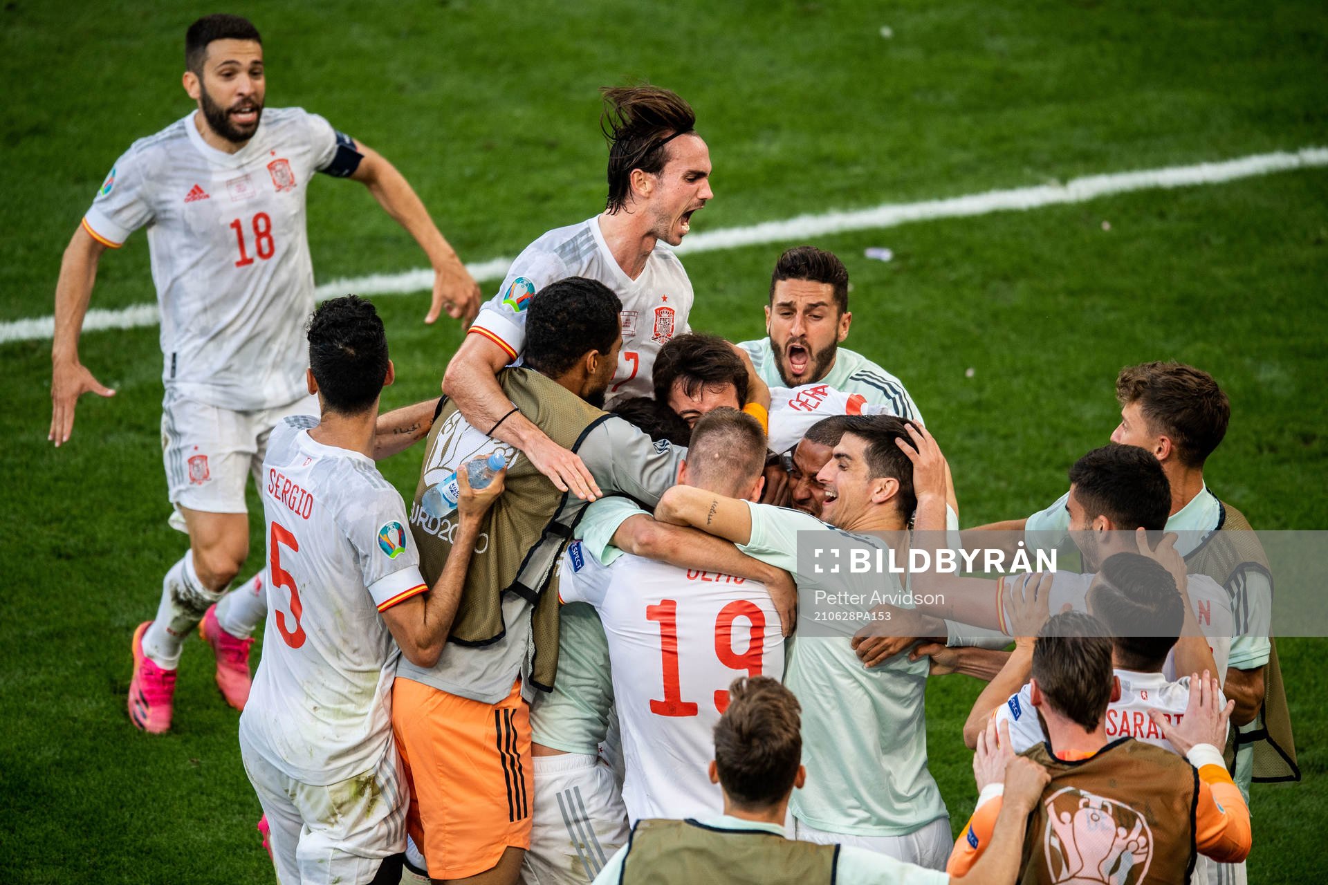 Players of Spain celebrates 3-5