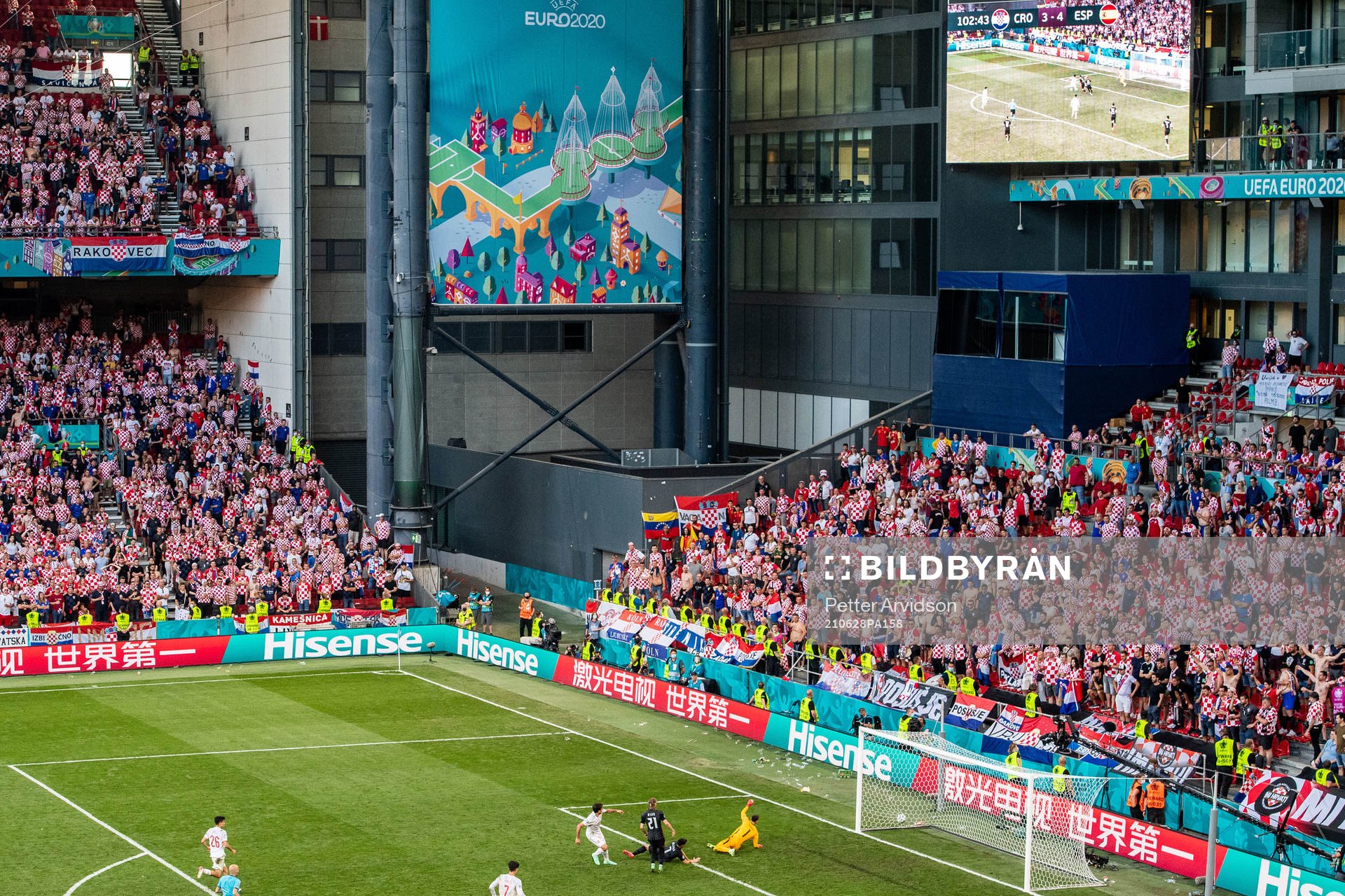 Mikel Oyarzabal of Spain scores 3-5