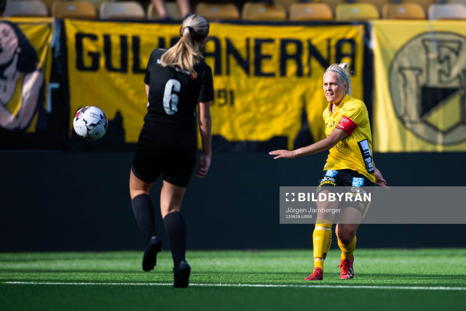 Elfsborgs Ellen Larsson skjuter 3-0