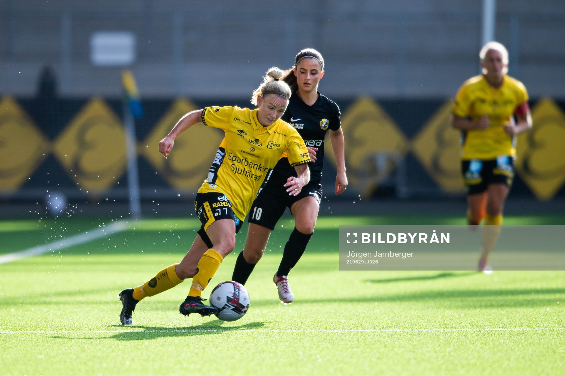 Elfsborgs Sara Jardving och Brämhults Ida Diez Lagula