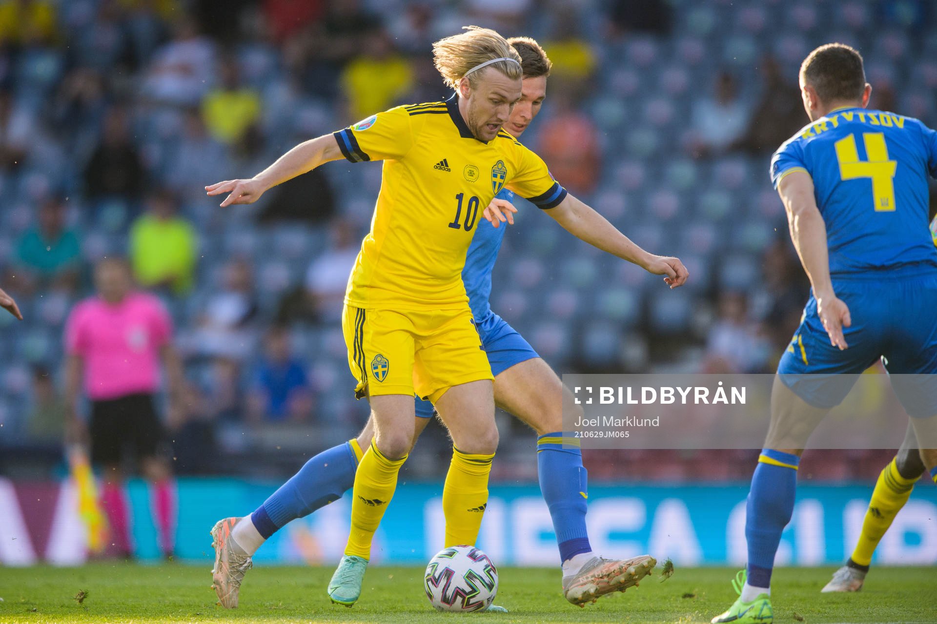 Emil Forsberg of Sweden