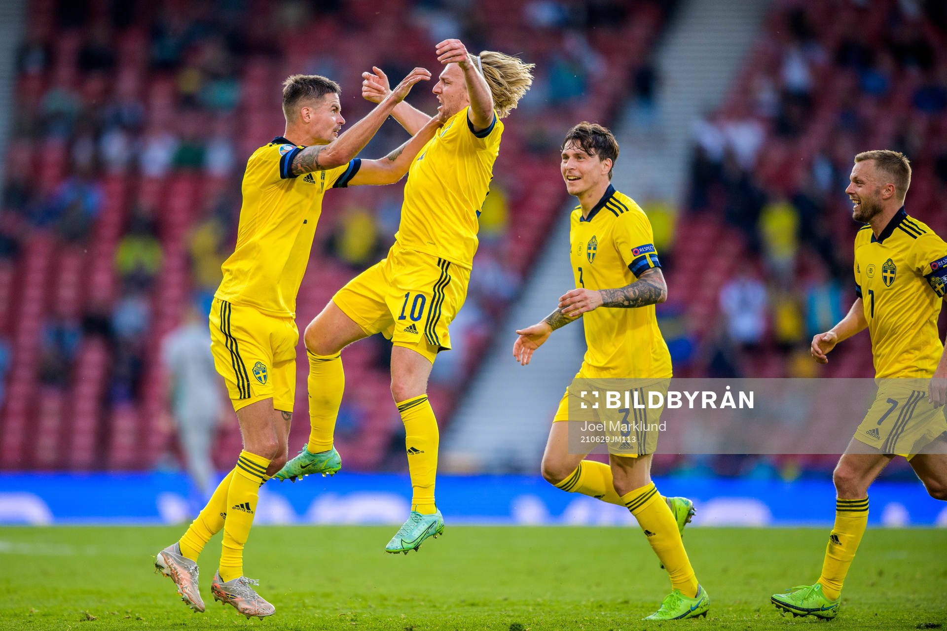 Mikael Lustig, Emil Forsberg, Victor Nilsson Lindelöf and