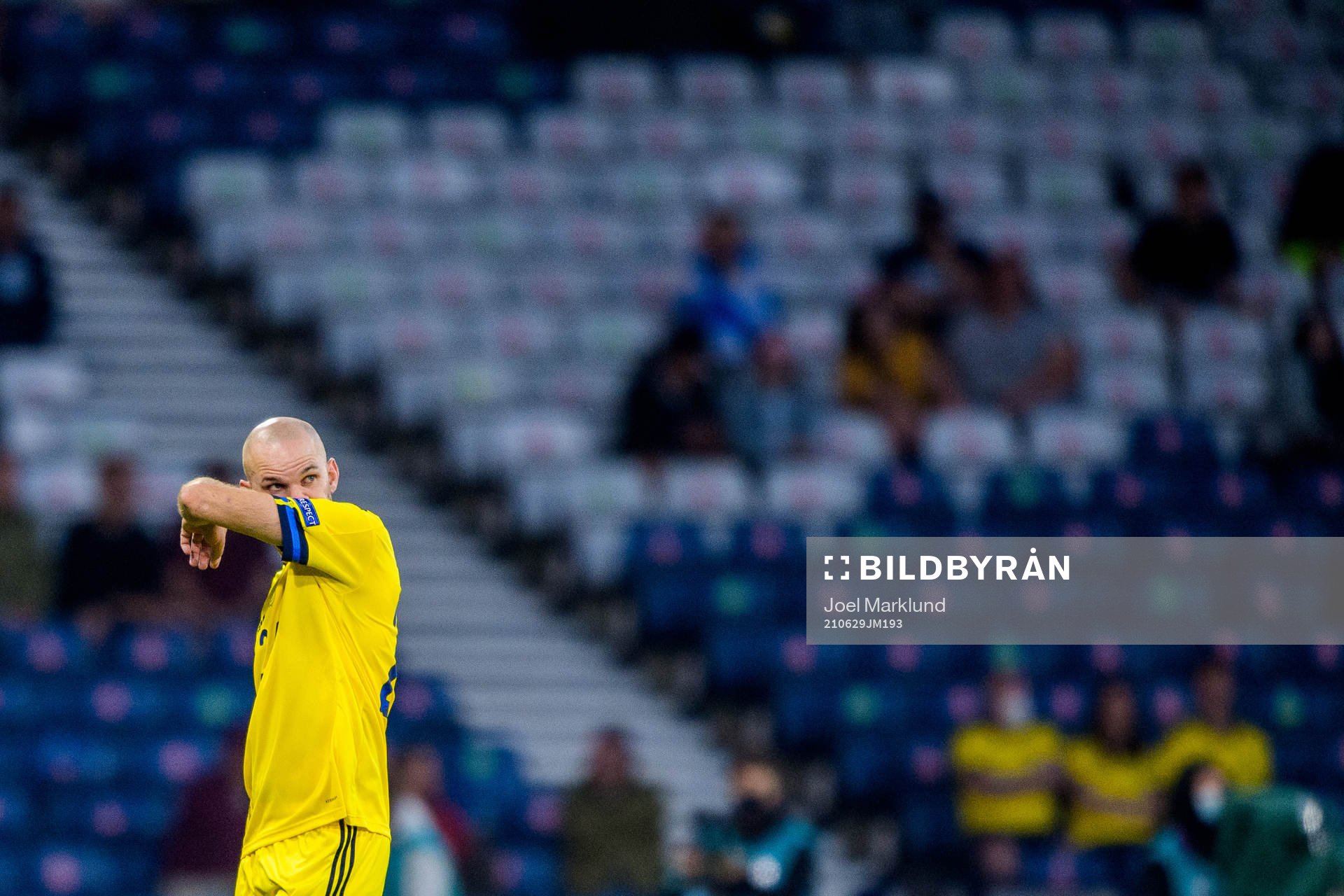 Marcus Danielson of Sweden looks dejected