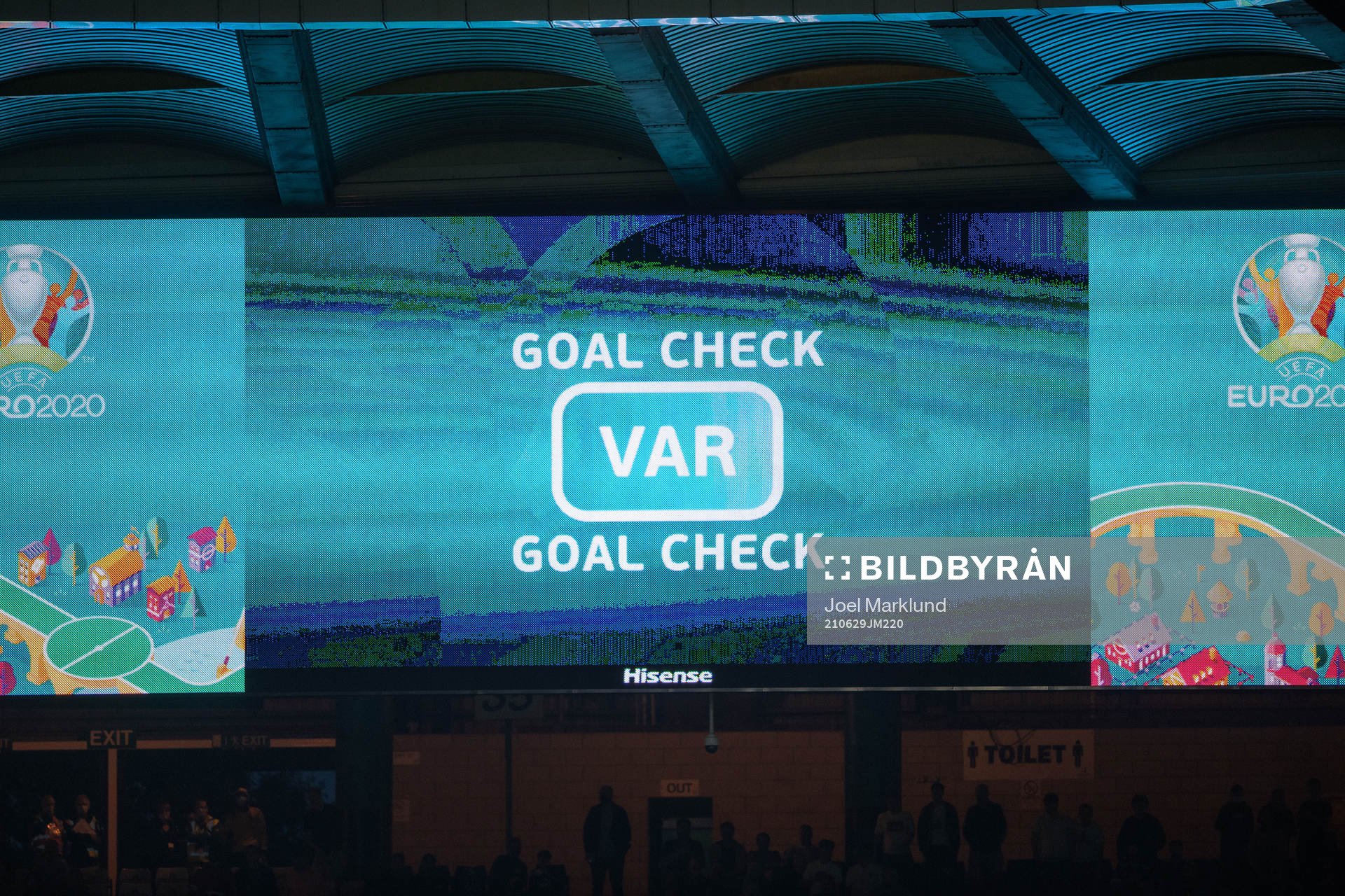 A big screen with the text Goal check