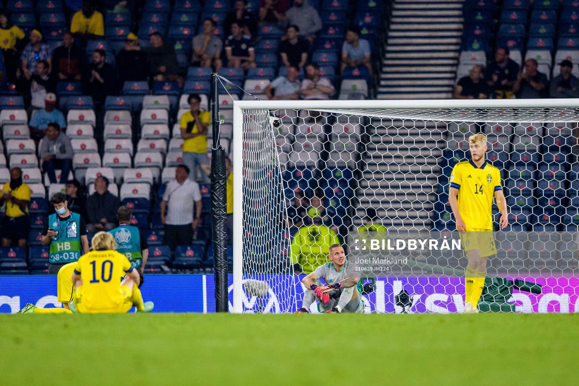 goalkeeper Robin Olsen of Sweden looks dejected