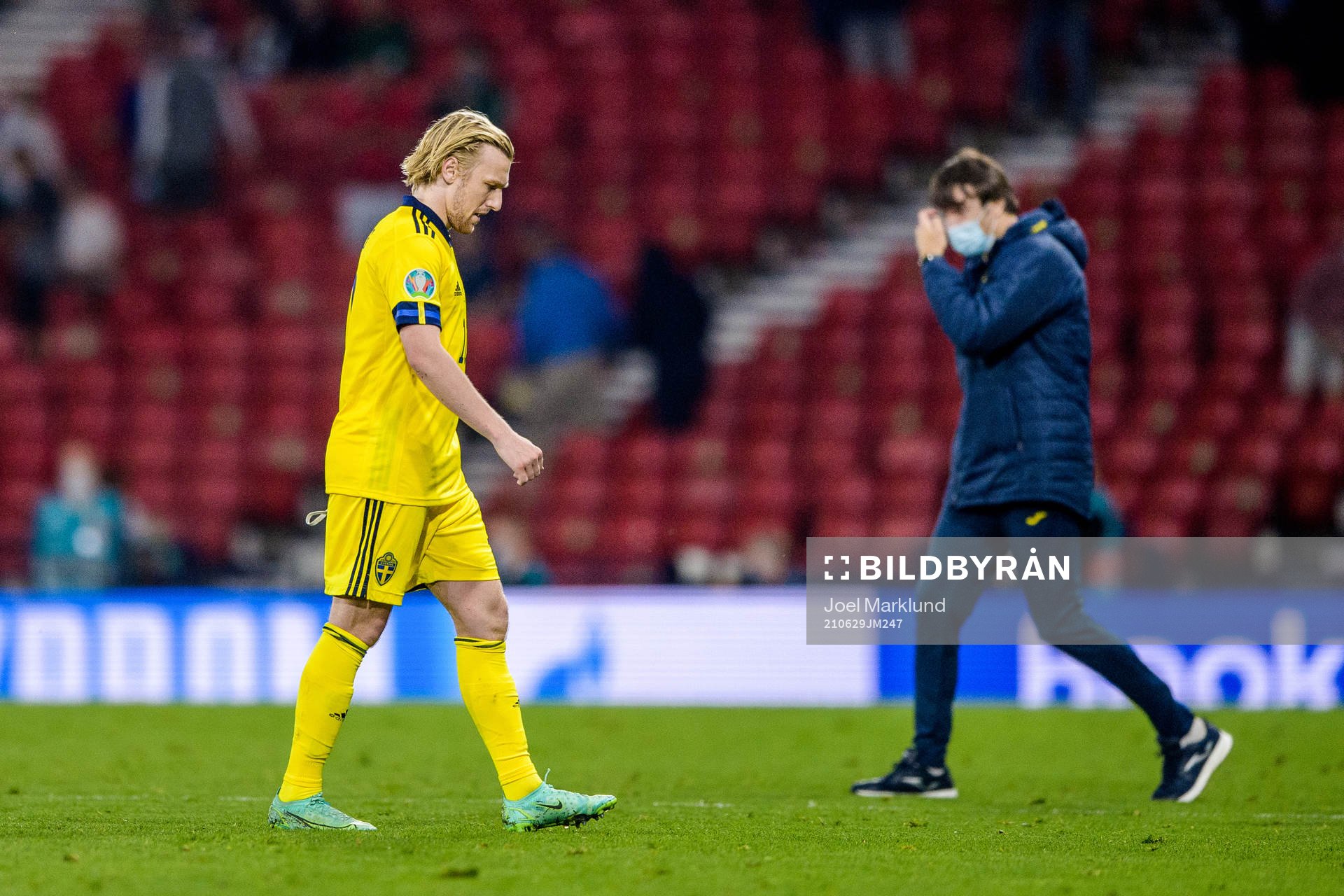 Emil Forsberg of Sweden looks dejected