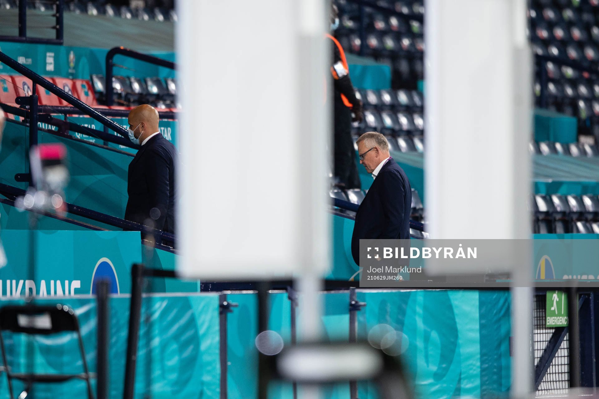 Head coach Janne Andersson of Sweden looks dejected