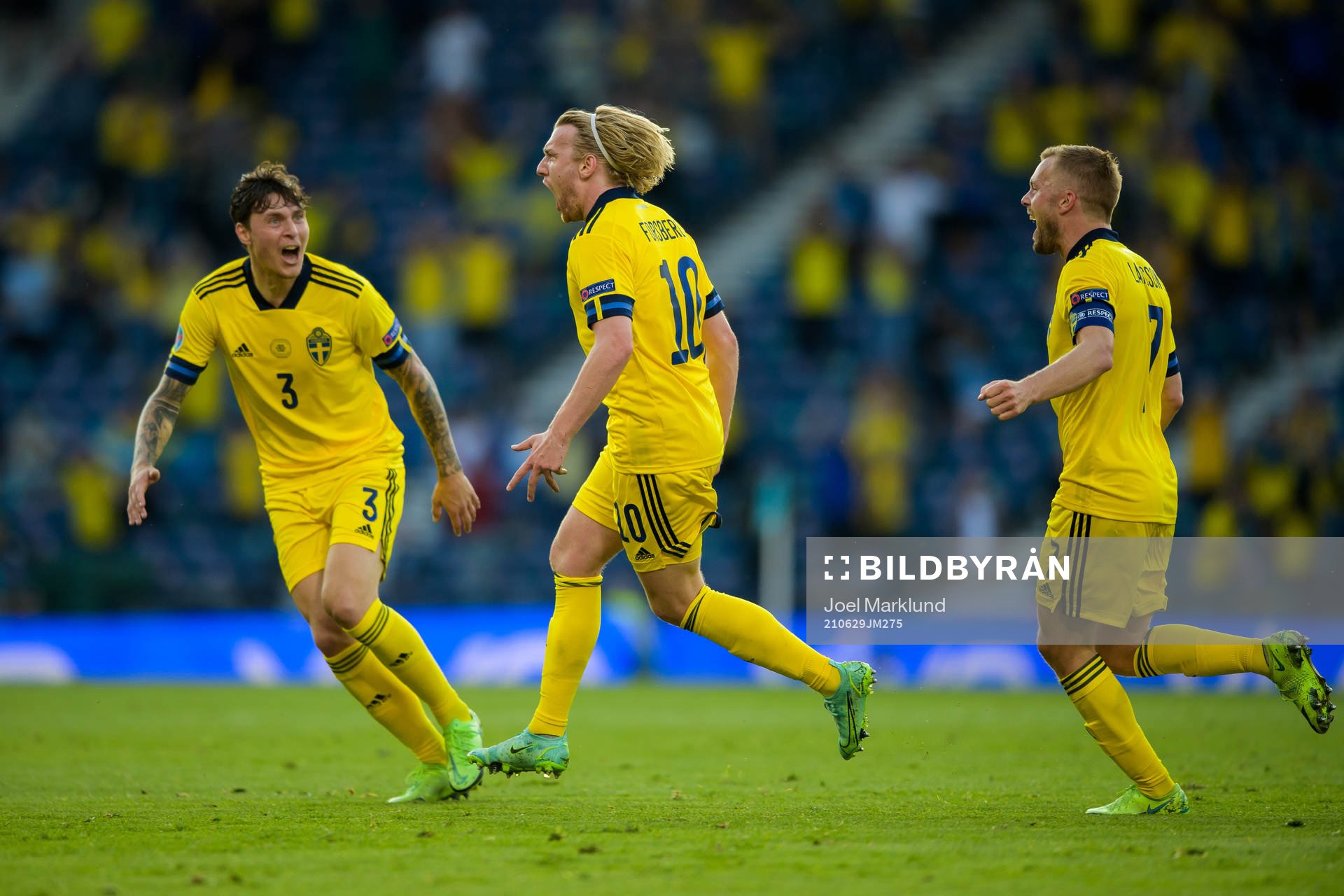 Victor Nilsson Lindelöf, Emil Forsberg and Sebastian