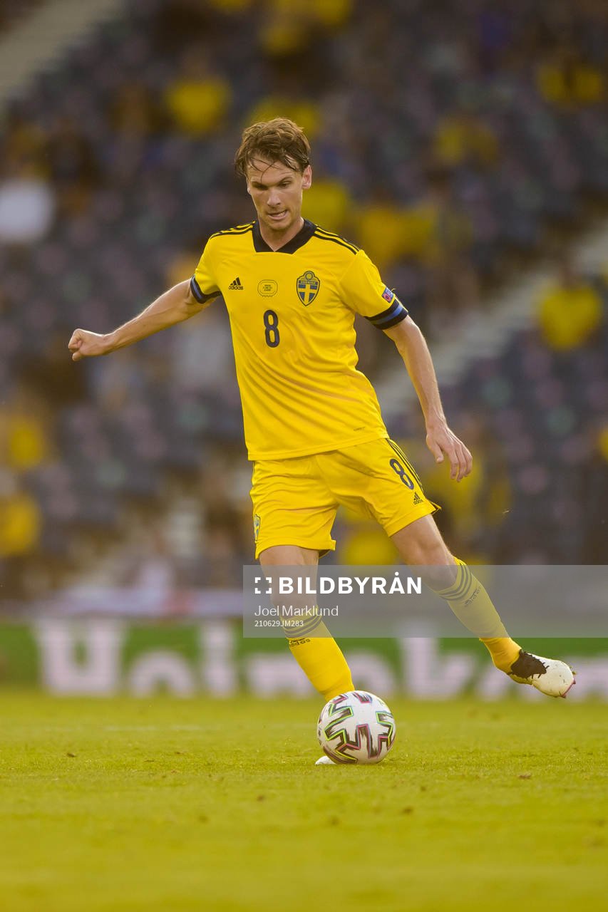 Albin Ekdal of Sweden