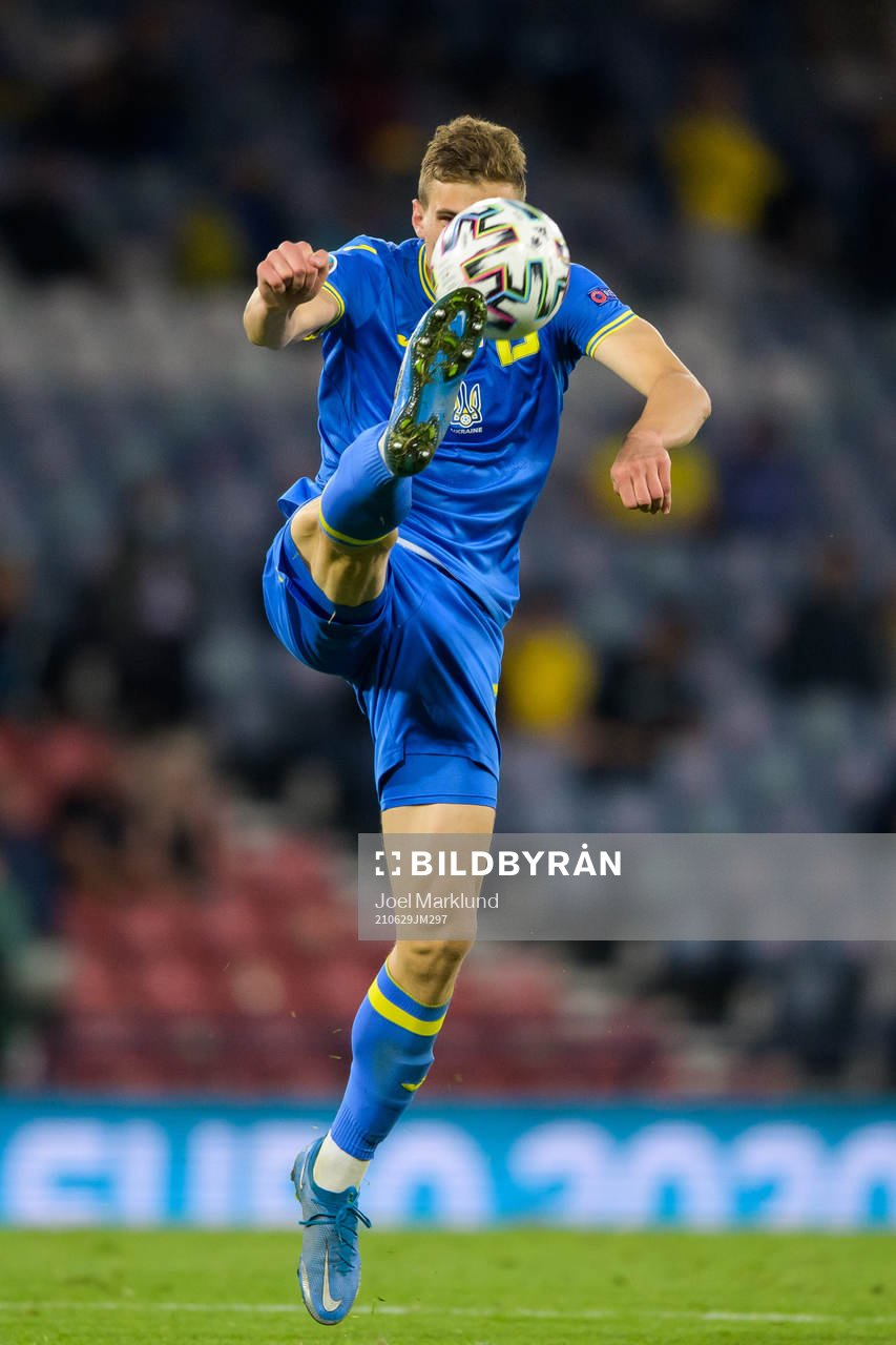 Illia Zabarnyi of Ukraine during the UEFA Euro 2020 Football Championship round of 16 match between Sweden and Ukraina on June 29, 2021 in Glasgow.