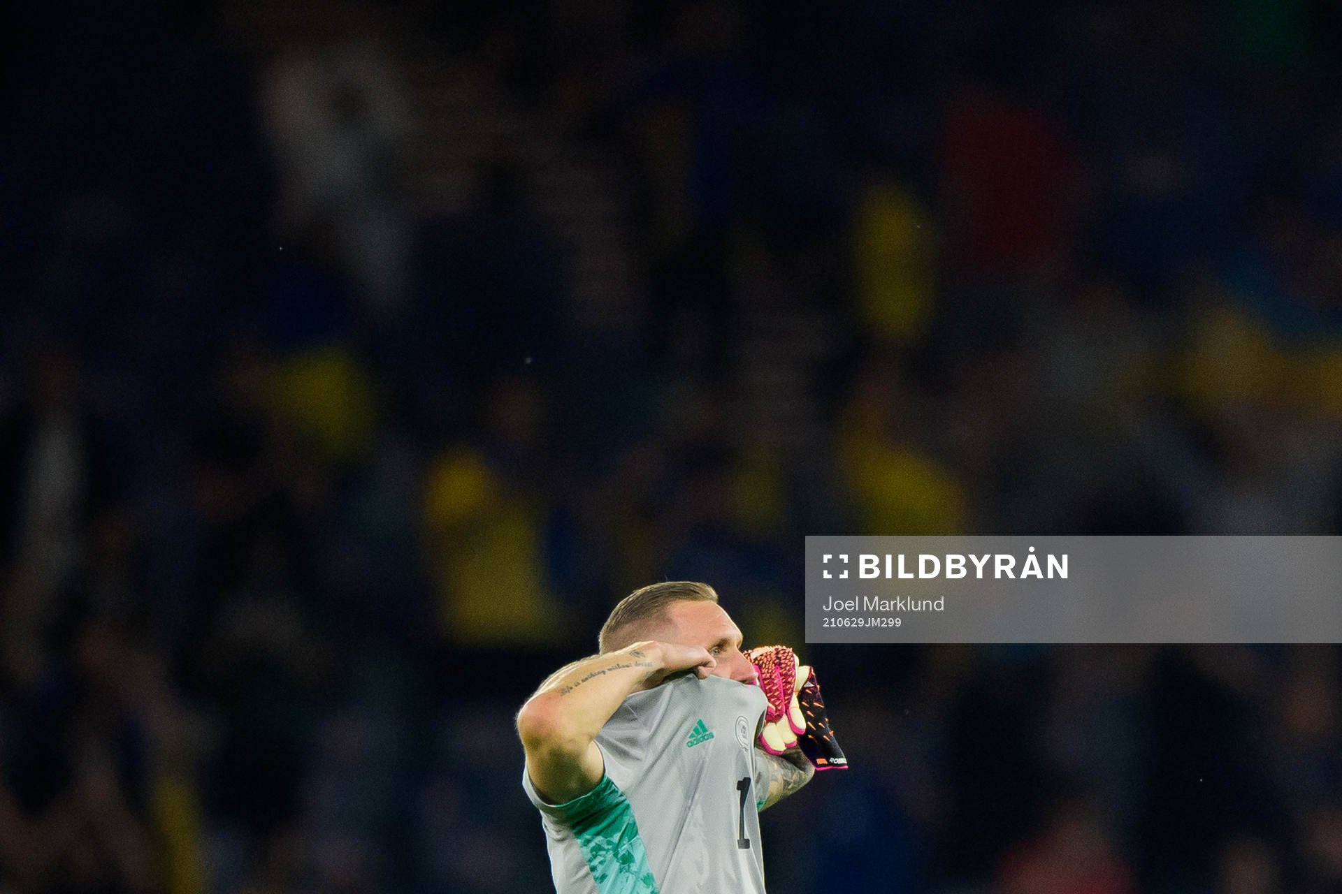 Goalkeeper Robin Olsen of Sweden looks dejected