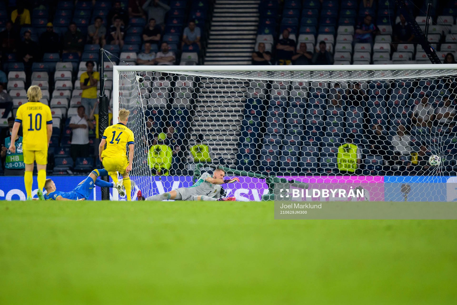 Artem Dovbyk of Ukraine scores the game winning 1-2 goal