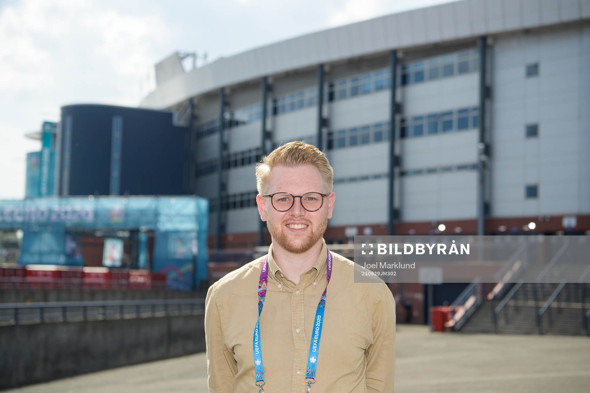 Linus Petersson, reporter Göteborgs-Posten, poses for a