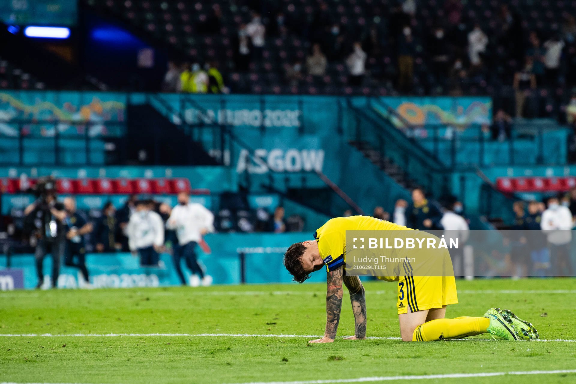 Victor Nilsson Lindelöf of Sweden looks dejected