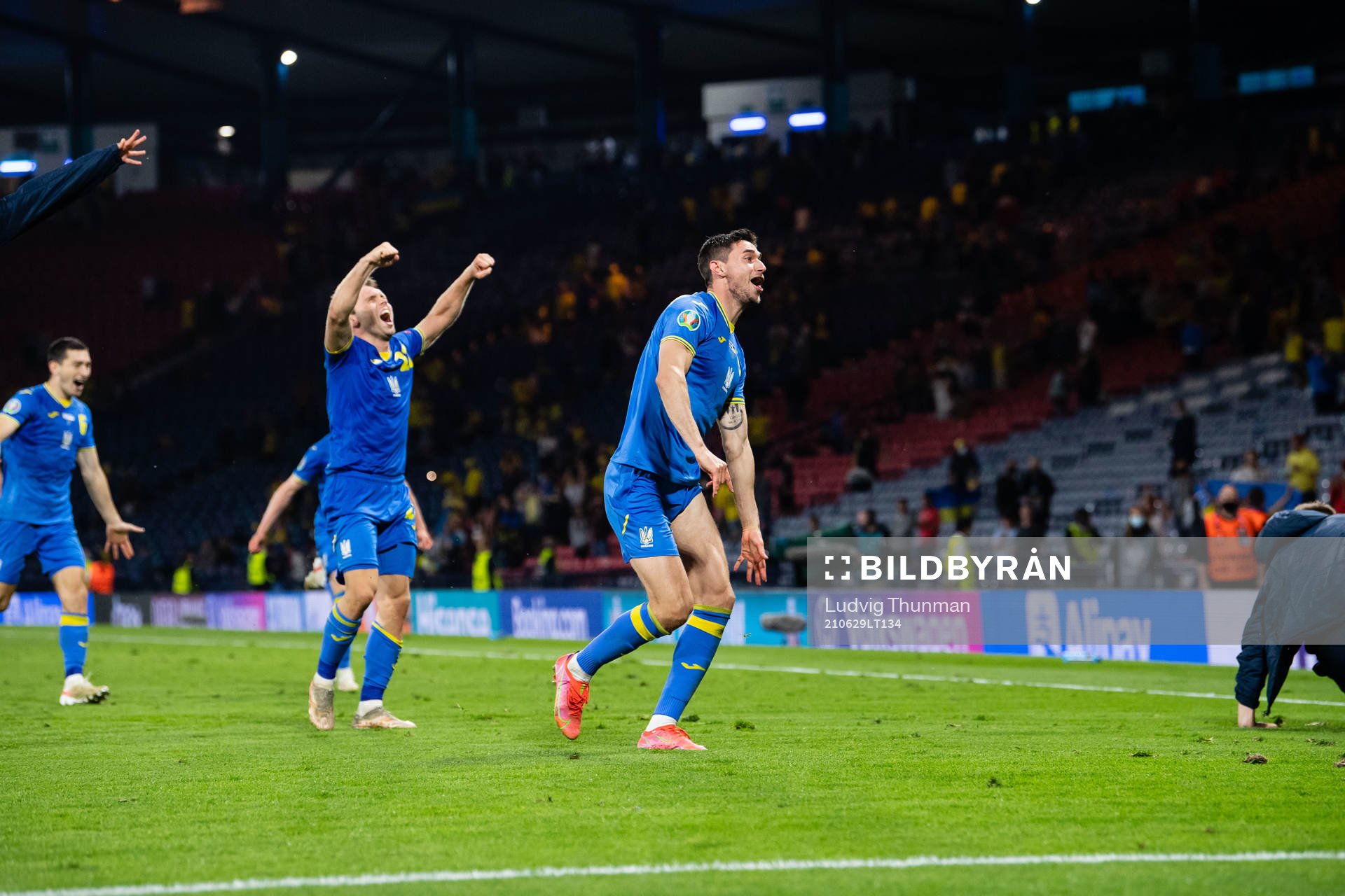 Roman Yaremchuk of Ukraine celebrates