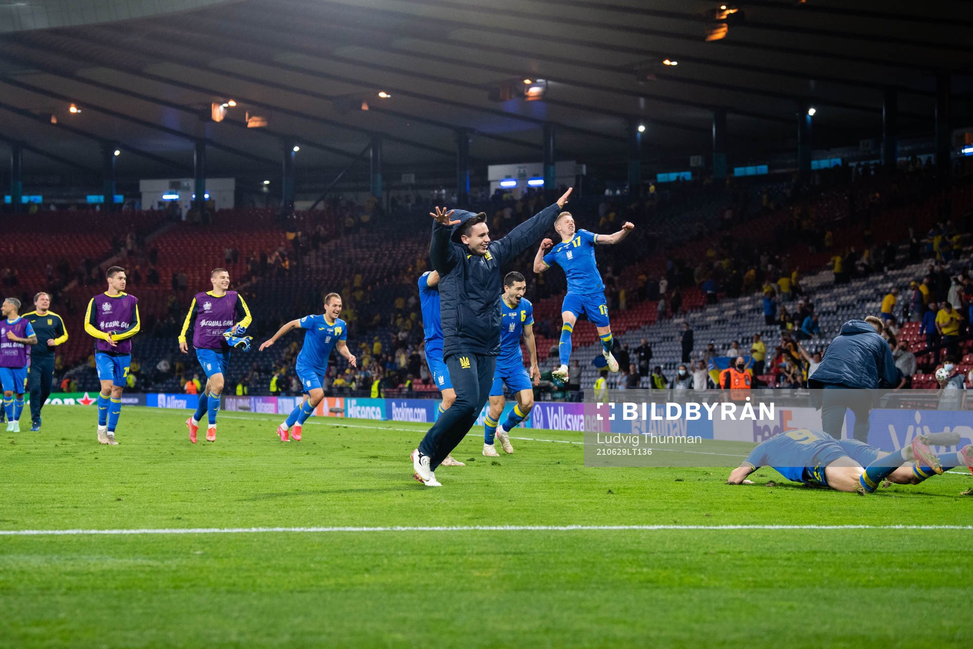 Players of Ukraine celebrates