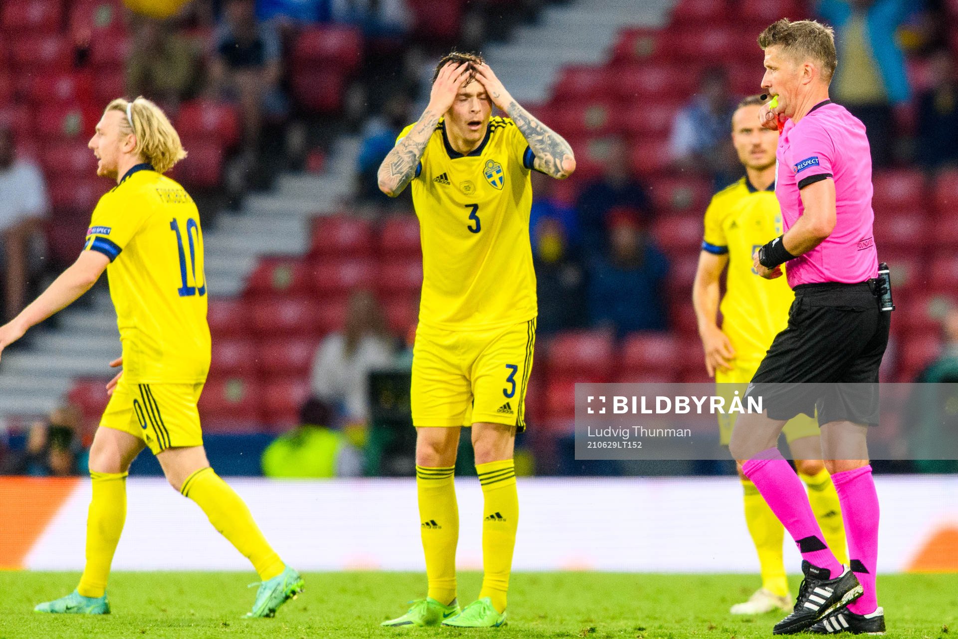 Victor Nilsson Lindelöf of Sweden looks dejected