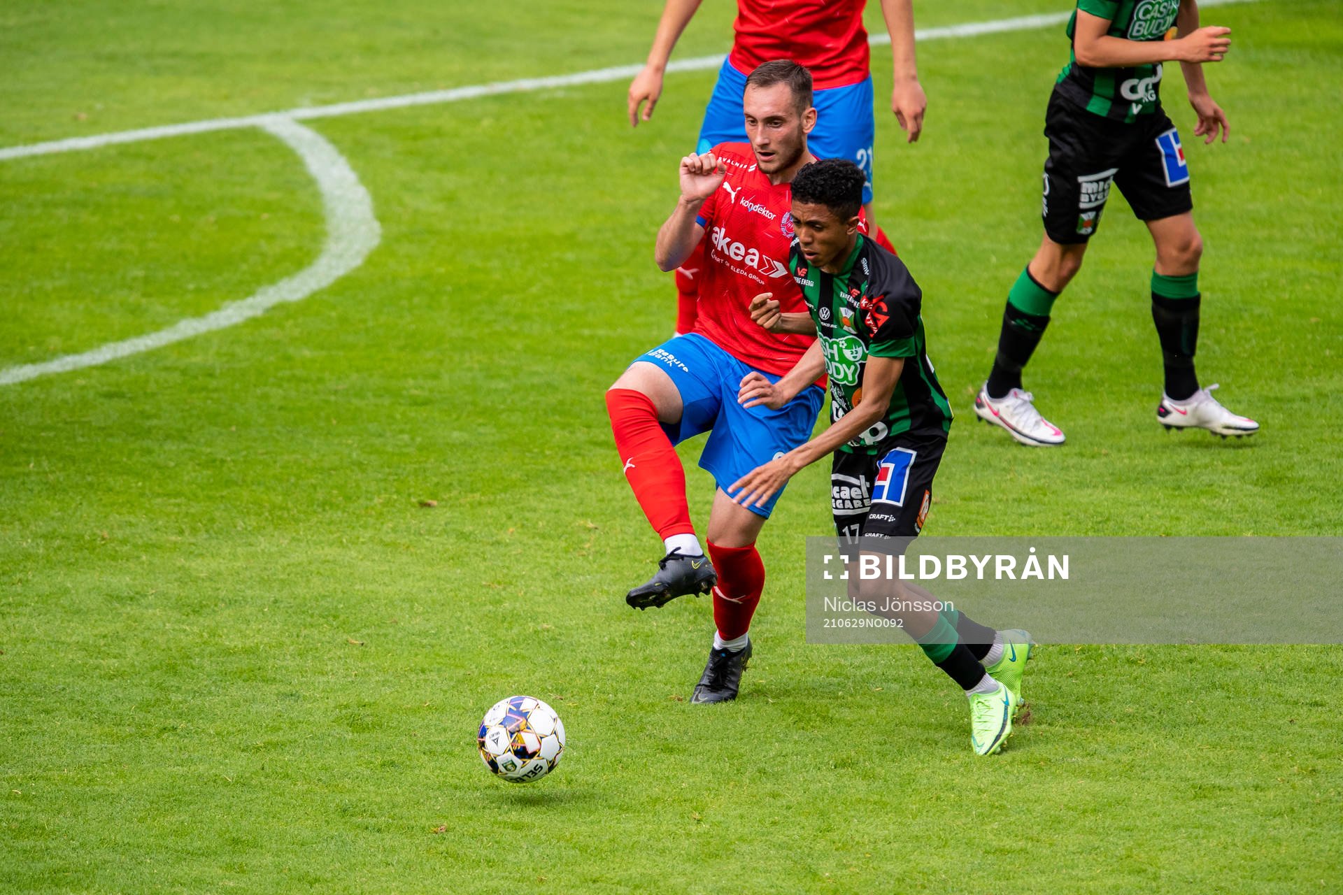 Helsingborgs Vladislav Kreida och Varbergs Tashreeq Matthews