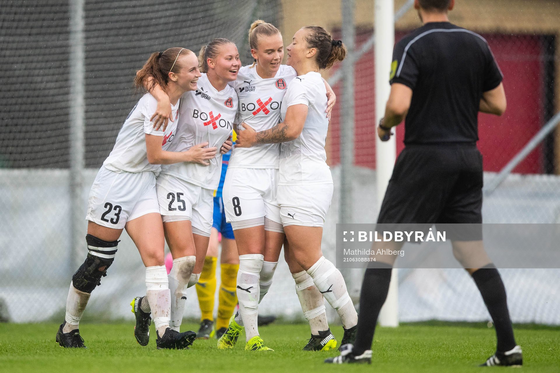 Hittarps Isabelle Angel jublar
