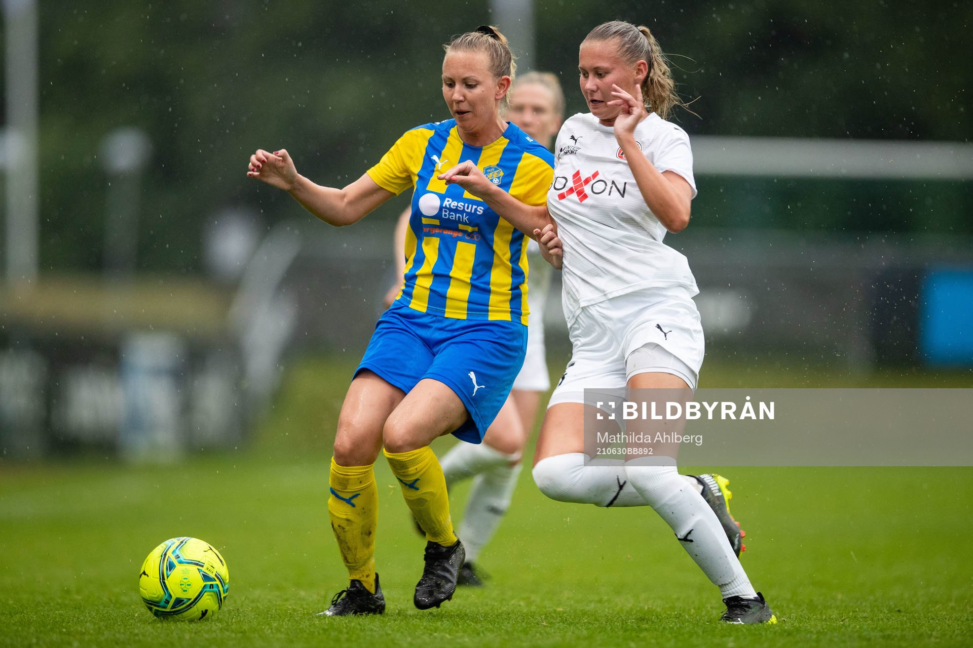 Eskilsminnes Frida Ottosson och Hittarps Isabelle Angel