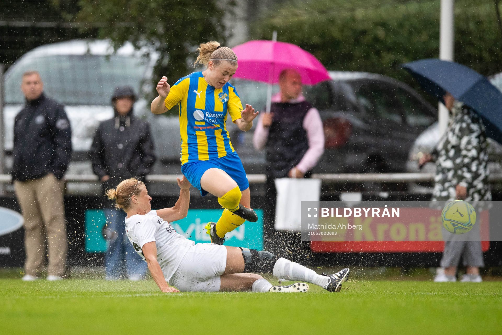 Hittarps Charlotte Crafoord-Larsen  och Eskilsminnes Julia